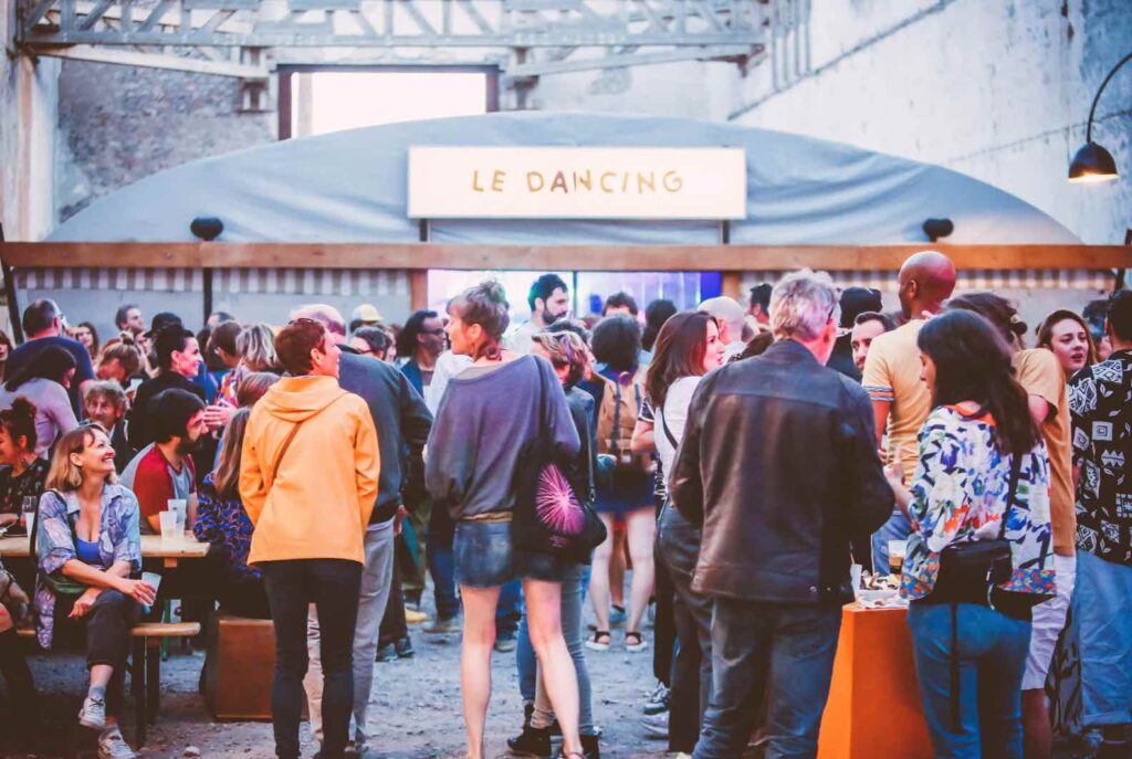 Terrasse Dancing